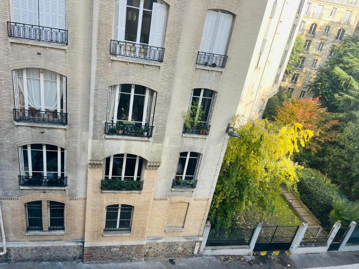 Dream Dwell Paris-Eiffel Tower Mirabeau Bridge Cozy Home In The 16Th District Paris Exterior photo